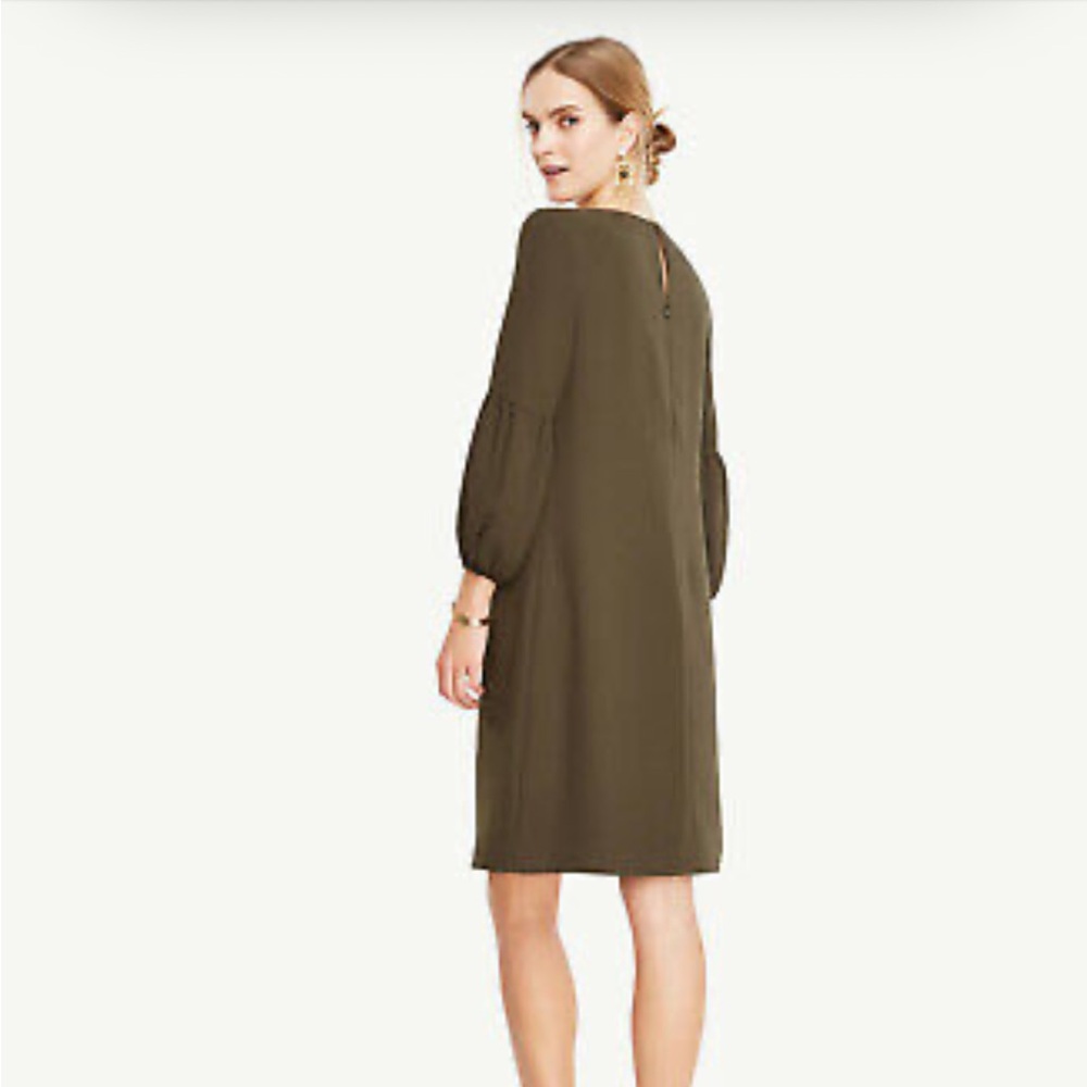 Ann Taylor great used condition key hole shift dress. Olive green. Size 4